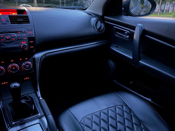 2010 Mazda 6 II (GH) Рестайлинг, чёрный, 795000 рублей - вид 12