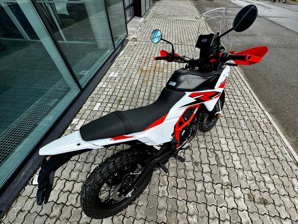 2025 KTM 390 Adventure R, белый, 889000 рублей - вид 16
