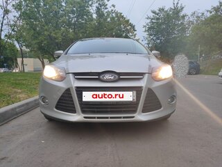 2014 Ford Focus III, серебристый, 950000 рублей, вид 3