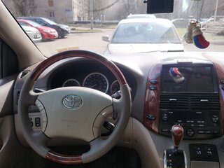 2005 Toyota Sienna II, красный, 1299000 рублей, вид 4