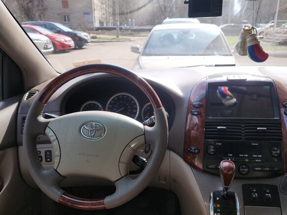 2005 Toyota Sienna II, красный, 1299000 рублей - вид 3