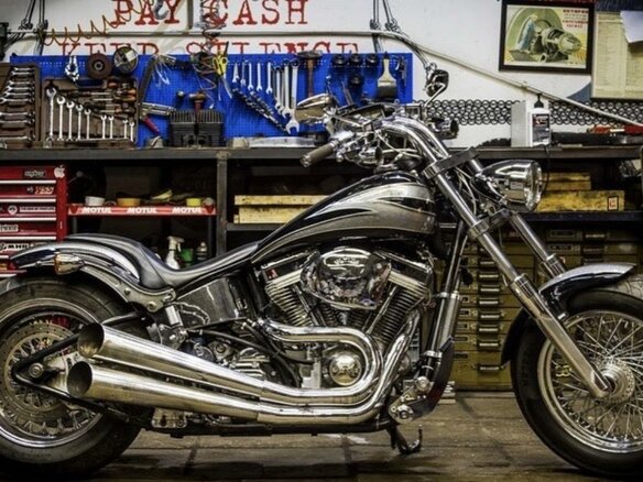 2019 Harley-Davidson Softail Custom, чёрный, 1699000 рублей