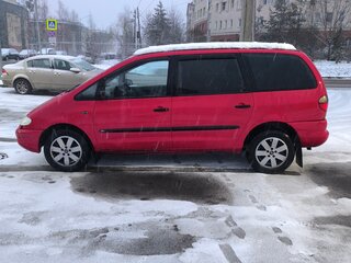 1999 Ford Galaxy I, красный, 389000 рублей, вид 3