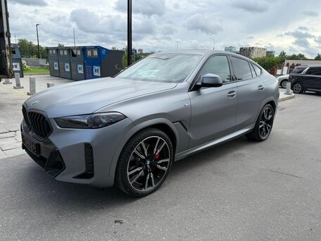 2025 BMW X6 40d III (G06) Рестайлинг, серый, 18500000 рублей, вид 3