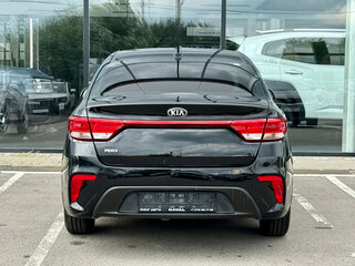 2018 Kia Rio IV, чёрный, 1262000 рублей, вид 5