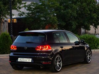 2009 Volkswagen Golf GTI VI, чёрный, 1200000 рублей, вид 4