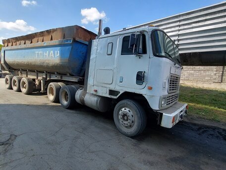 1998 International 9000 Series, белый, 1500000 рублей, вид 1