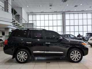 2012 Toyota Land Cruiser 200 Series Рестайлинг 1, чёрный, 3190000 рублей, вид 4