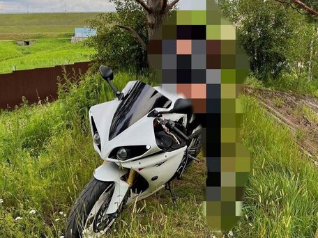 2010 Yamaha YZF-R1, белый, 850000 рублей, вид 2
