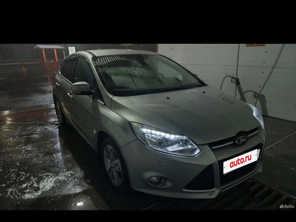 2011 Ford Focus III, серебристый, 780000 рублей - вид 3