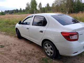 2018 Renault Logan II, белый, 600000 рублей, вид 3