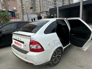 2014 Lada (ВАЗ) Priora I Рестайлинг, белый, 450000 рублей, вид 3