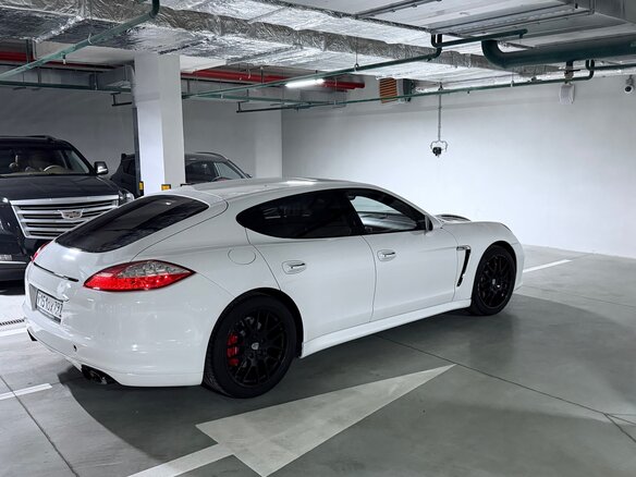 2010 Porsche Panamera 4S I, белый, 2500000 рублей - вид 6