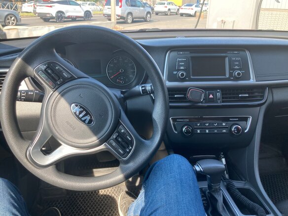 2017 Kia Optima IV, красный, 2000000 рублей - вид 18