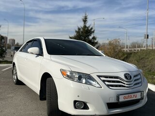 2011 Toyota Camry VI (XV40) Рестайлинг, белый, 1550000 рублей, вид 1