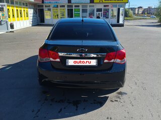 2013 Chevrolet Cruze I Рестайлинг, чёрный, 650000 рублей, вид 3