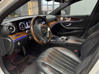 2017 Mercedes-Benz E-Класс All-Terrain 350 d V (W213, S213, C238), серебристый, 3500000 рублей, вид 3
