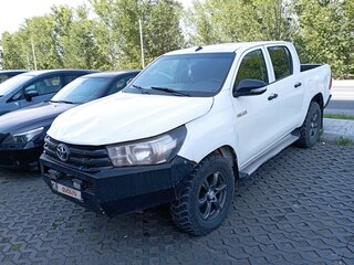 2017 Toyota Hilux VIII, белый, 2650000 рублей, вид 1