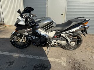 2002 Honda VFR 800, серебристый, 480000 рублей, вид 3