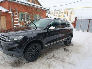2010 Volkswagen Touareg II, чёрный, 2300000 рублей, вид 5