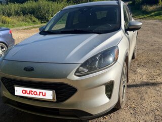 2019 Ford Escape IV, серебристый, 1529000 рублей, вид 2