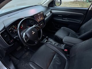 2014 Mitsubishi Outlander III, серебристый, 1530000 рублей, вид 4