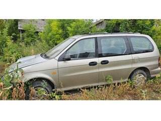 1999 Kia Carnival I, серебристый, 250000 рублей, вид 2