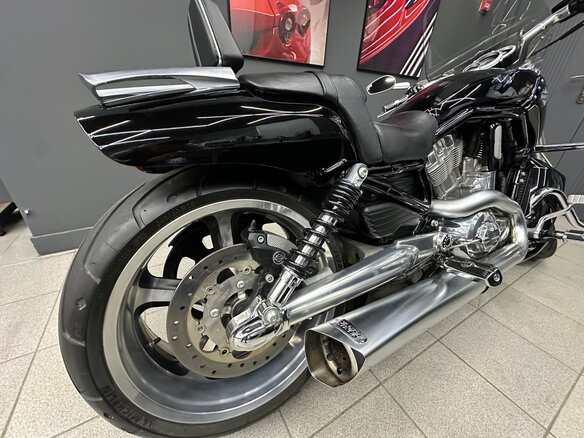 2012 Harley-Davidson V-Rod, чёрный, 2650000 рублей - вид 3
