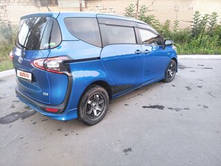 2018 Toyota Sienta II Рестайлинг, синий, 1280000 рублей, вид 4