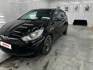 2012 Hyundai Solaris I, чёрный, 380000 рублей, вид 1