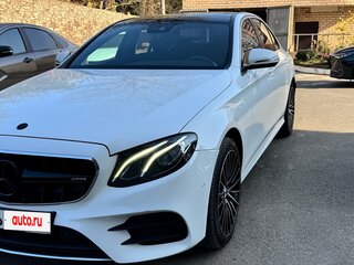 2017 Mercedes-Benz E-Класс 300 V (W213, S213, C238), белый, 2850000 рублей, вид 3