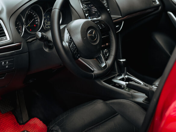 2013 Mazda 6 III (GJ), красный, 1680000 рублей - вид 4