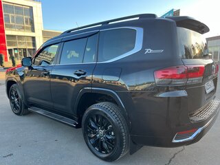 2022 Toyota Land Cruiser 300 Series, чёрный, 12490000 рублей, вид 5