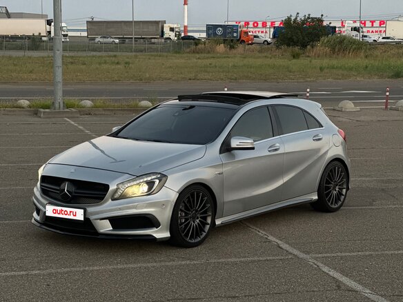 2014 Mercedes-Benz A-Класс AMG 45 AMG I (W176), серебристый, 1900000 рублей