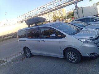 2019 Toyota Noah III (R80) Рестайлинг, серый, 2482000 рублей, вид 1