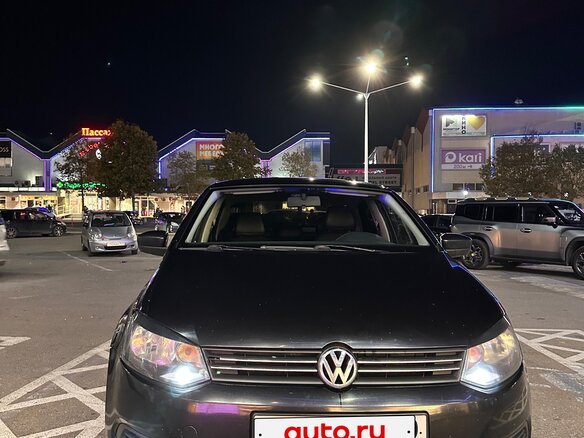 2015 Volkswagen Polo V, белый, 750000 рублей - вид 2