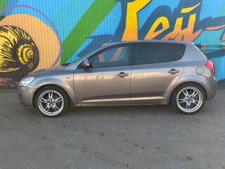 2008 Kia Ceed I, бежевый, 590000 рублей, вид 2