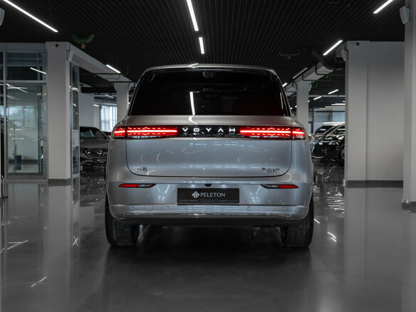 2026 Voyah Taishan X8, серый - вид 5