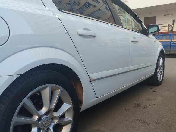 2008 Opel Astra H Рестайлинг, белый, 600000 рублей - вид 12