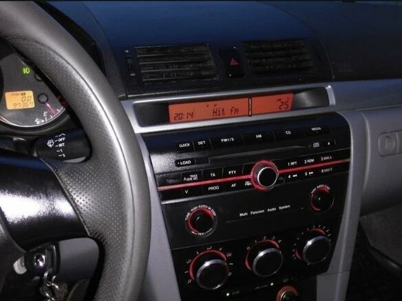 2005 Mazda 3 I (BK), золотистый, 610000 рублей - вид 2