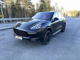 2016 Porsche Cayenne Turbo II Рестайлинг (958), чёрный, 4470000 рублей, вид 1