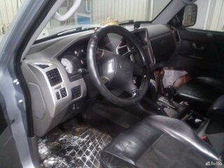 2006 Mitsubishi Pajero III Рестайлинг, серебристый, 1100000 рублей, вид 1