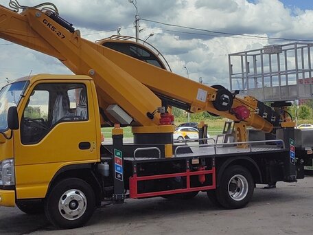 2023 Isuzu Elf (N-series), жёлтый, 6200000 рублей, вид 1