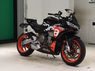 2022 Aprilia Tuono 660, чёрный, 900000 рублей, вид 3