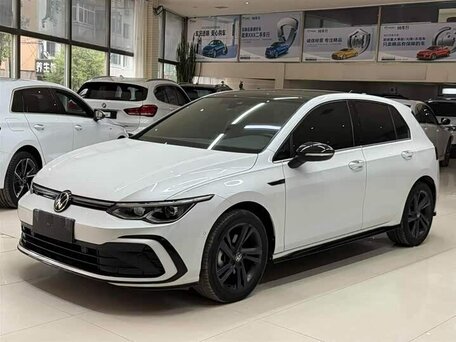 Volkswagen Golf VIII