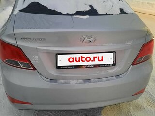 2016 Hyundai Solaris I Рестайлинг, серебристый, 1080000 рублей, вид 3