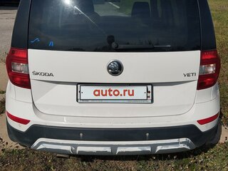 2014 Skoda Yeti I Рестайлинг, белый, 755000 рублей, вид 3