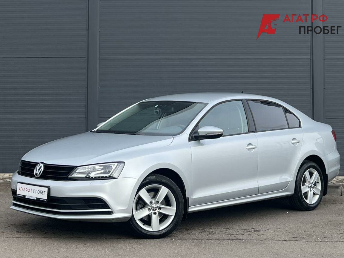 Открыть фотографии: Volkswagen Jetta VI Рестайлинг