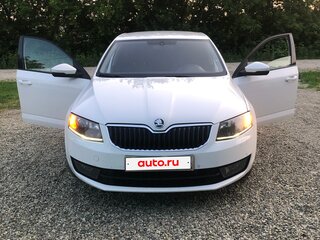 2013 Skoda Octavia III (A7), белый, 1000000 рублей, вид 3