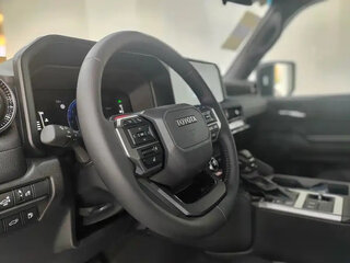 2025 Toyota Land Cruiser Prado 250 Series, чёрный, 10900000 рублей, вид 4